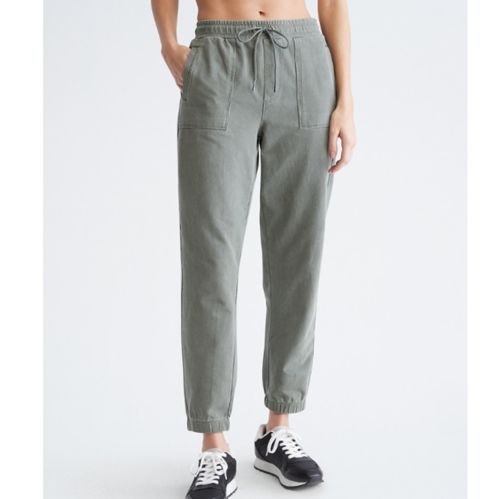 Women’s Calvin Klein Jeans Gray Linen Rayon Pants, size 2, elastic cuffs